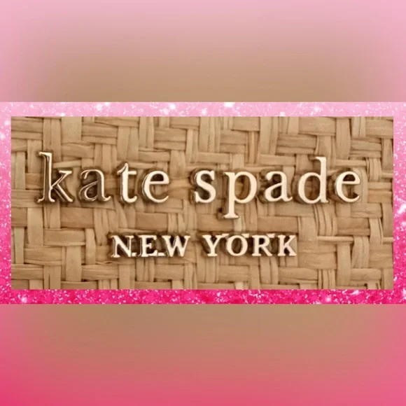 Kate Spade Reiley Straw Dome Crossbody Bag
NWOT Combo Raffia & Saffiano Leather - Picture 14 of 17